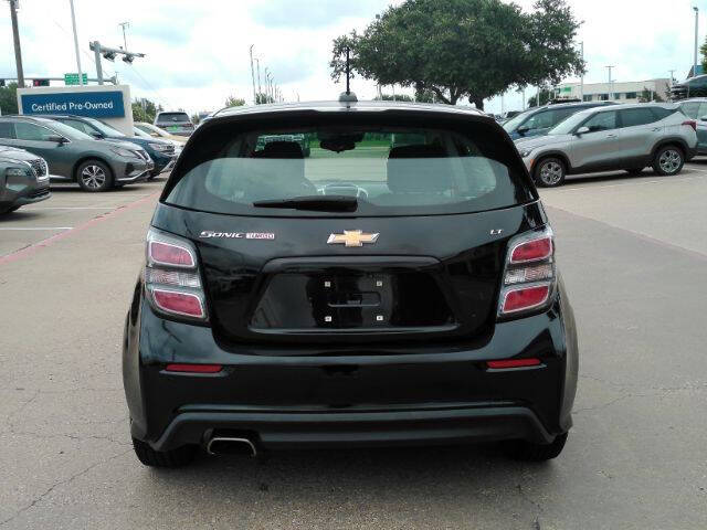 2017 Chevrolet Sonic LT Auto