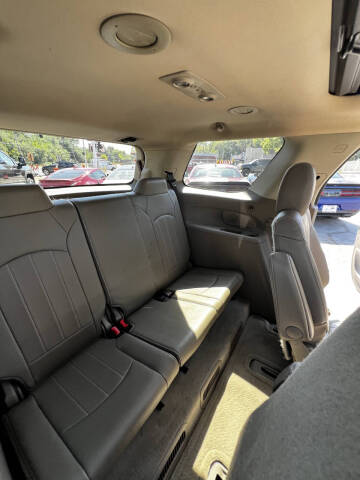 2016 GMC Acadia Denali