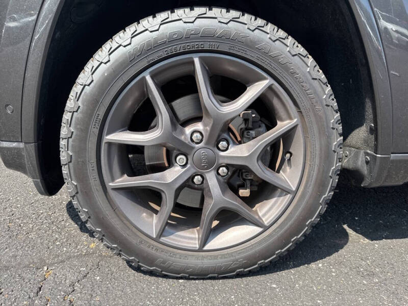 2021 Jeep Grand Cherokee 80th Anniversary Edition