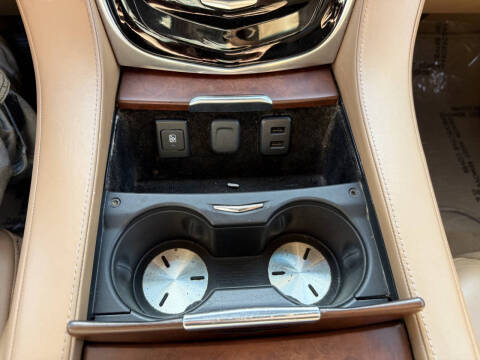 2017 Cadillac Escalade ESV Platinum