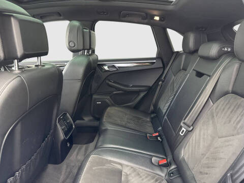 2020 Porsche Macan
