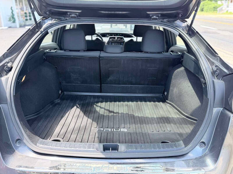 2016 Toyota Prius Two