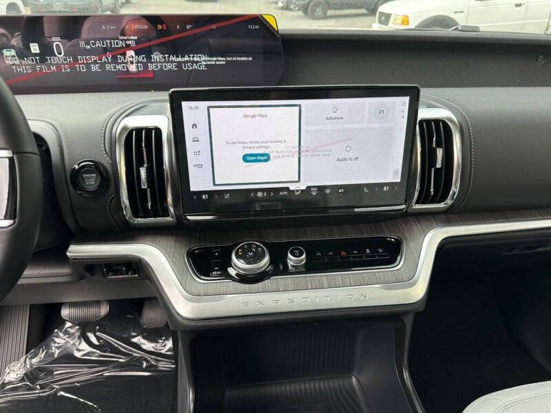 2026 Ford Expedition Platinum