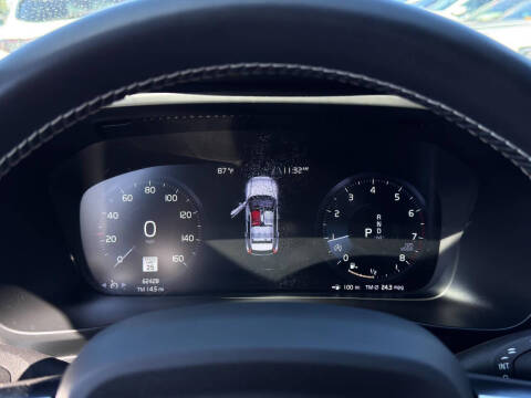 2021 Volvo XC40 T5 R-Design