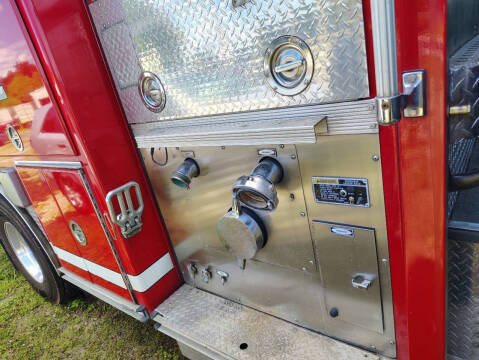 1999 E-ONE Truck
