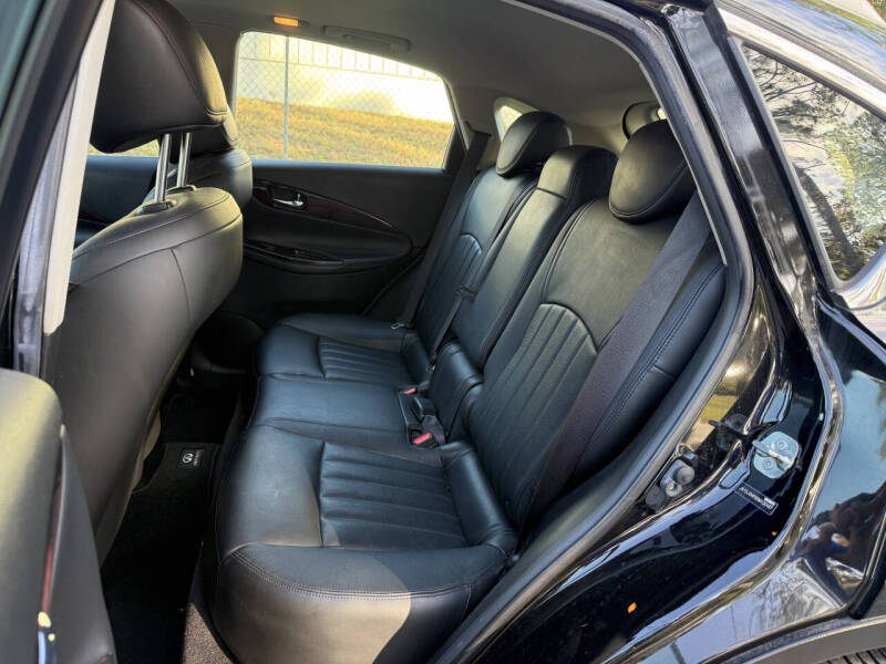 2013 Infiniti EX37 Journey