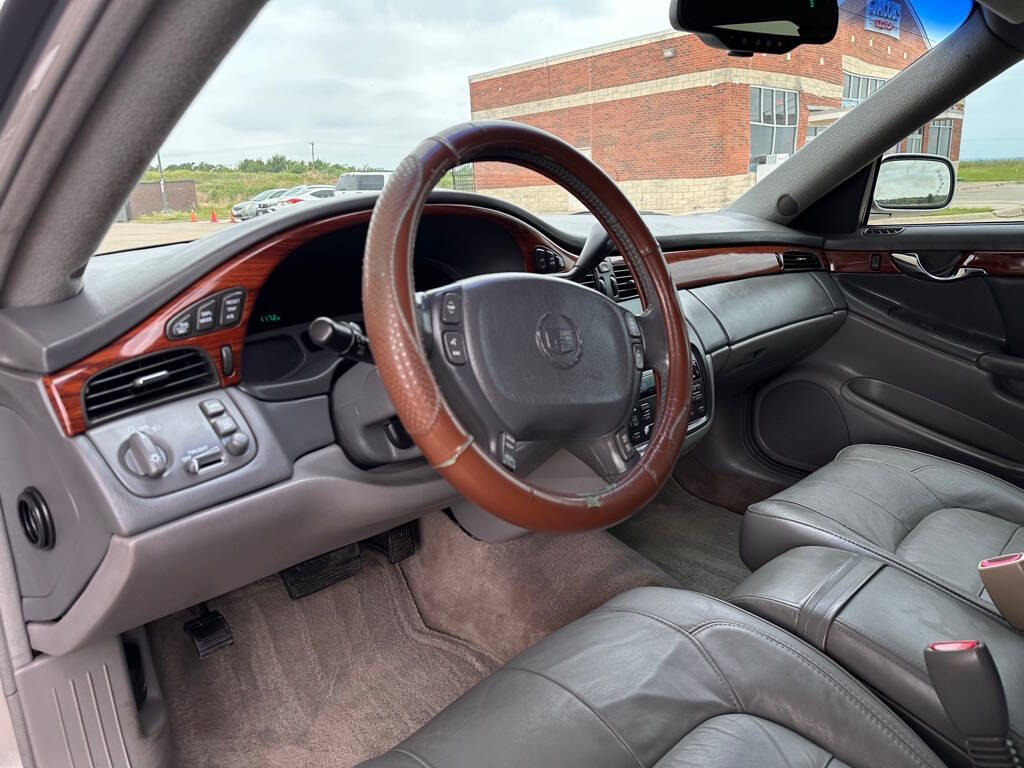 2005 Cadillac DeVille for sale at BANKERS AUTOS in Denton, TX