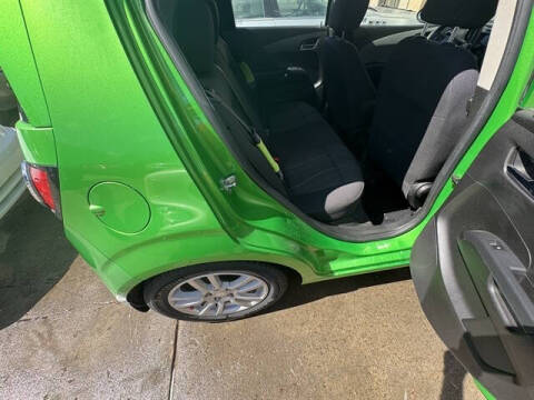 2014 Chevrolet Sonic LT Manual