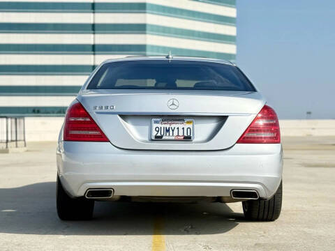 2011 Mercedes-Benz S-Class S 550