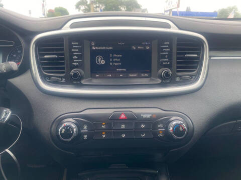 2020 Kia Sorento S V6