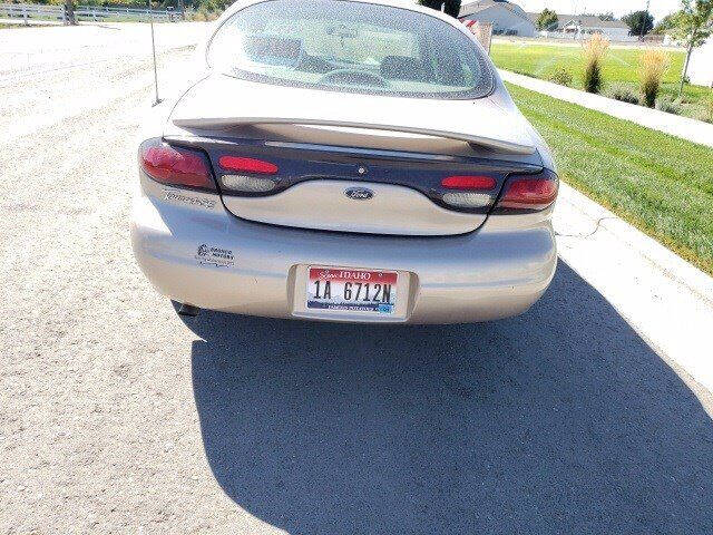 1999 Ford Taurus SE