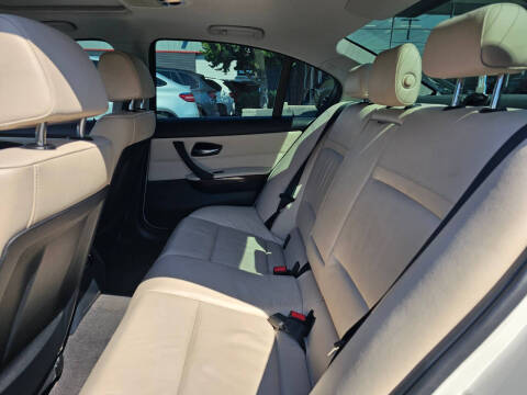 2011 BMW 3 Series 335i