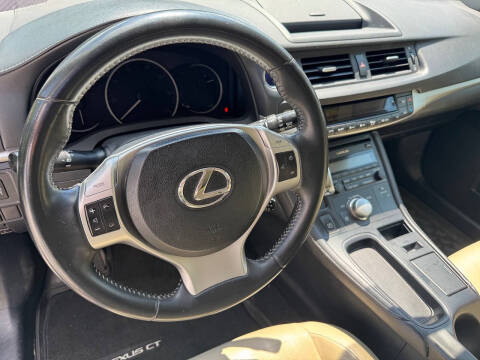 2012 Lexus CT 200h