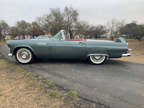 1956 Ford Thunderbird
