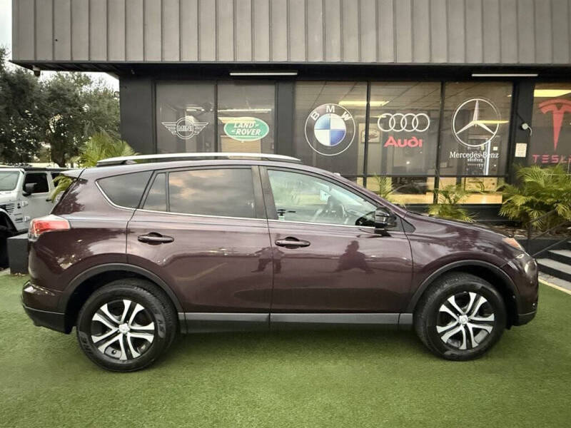 2016 Toyota RAV4 LE