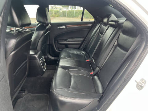 2014 Chrysler 300