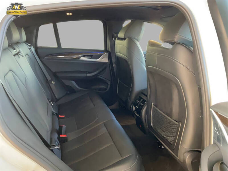 2024 BMW X4 xDrive30i