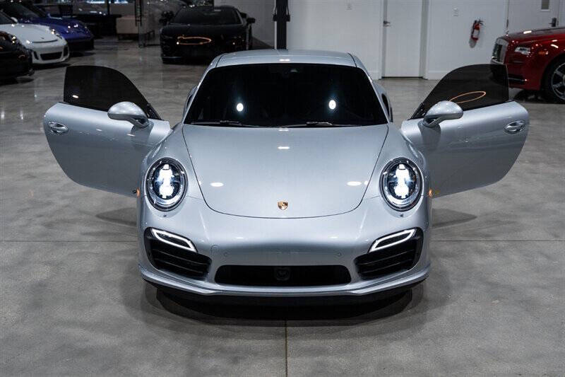 2014 Porsche 911 Turbo S