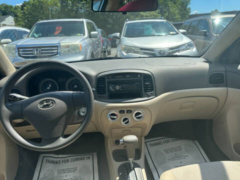 2009 Hyundai Accent GLS