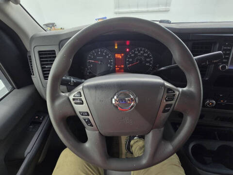 2017 Nissan NV