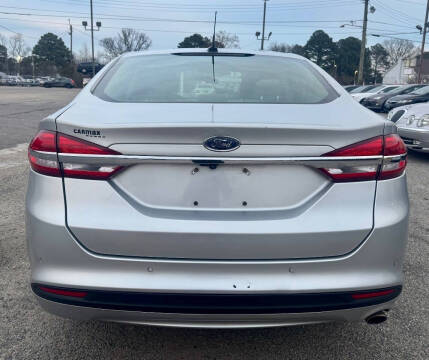 2017 Ford Fusion SE