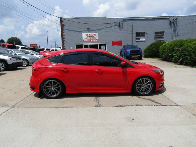2017 Ford Focus ST