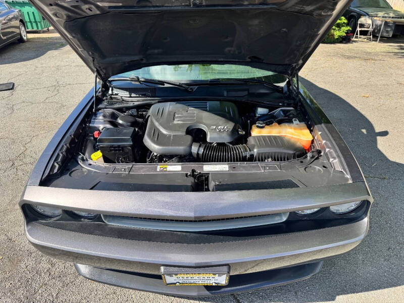 2013 Dodge Challenger SXT