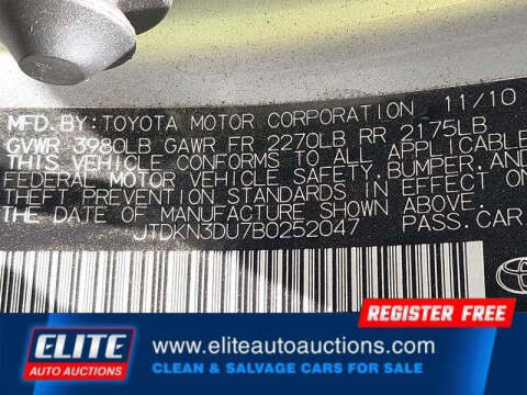 2011 Toyota Prius Two