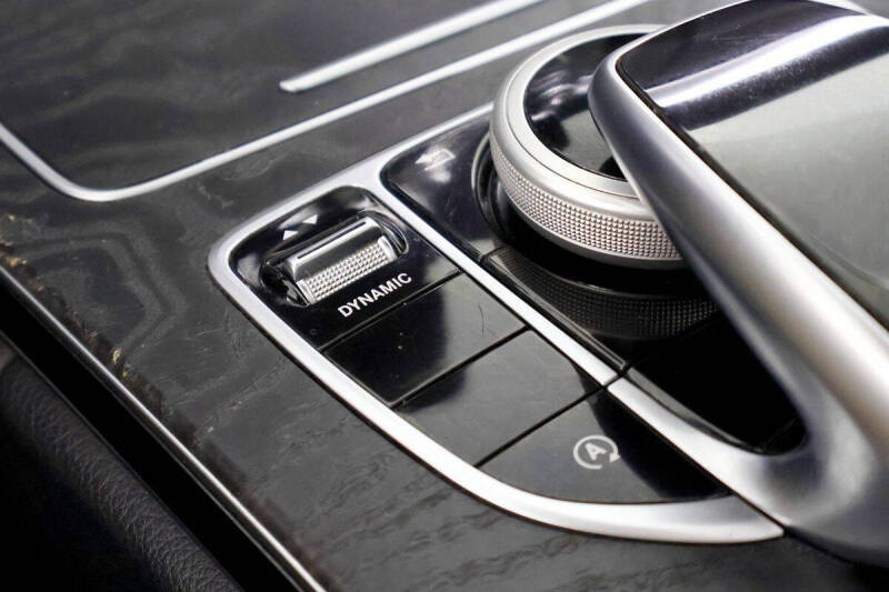 2017 Mercedes-Benz C-Class