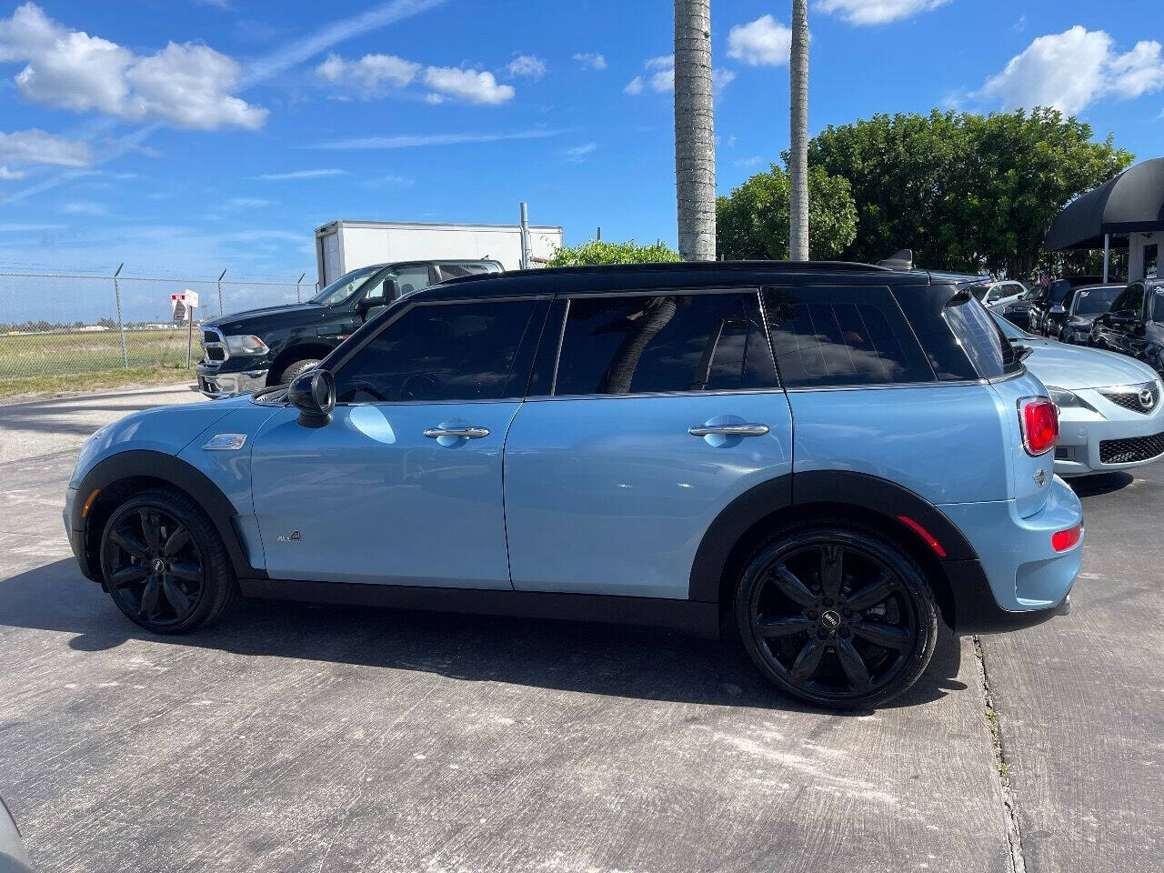 2019 MINI Clubman Hatchback - $22,900