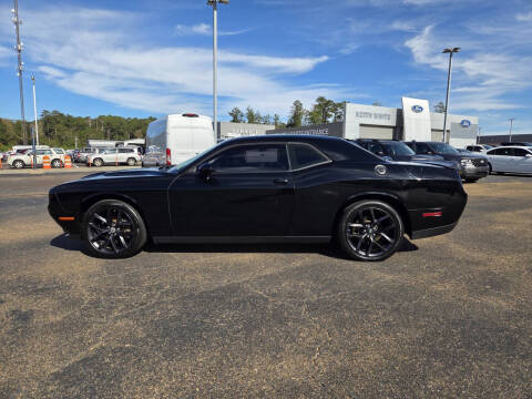 2022 Dodge Challenger SXT