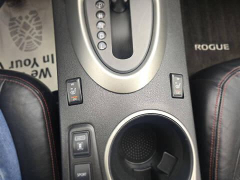 2013 Nissan Rogue SV w/SL Package