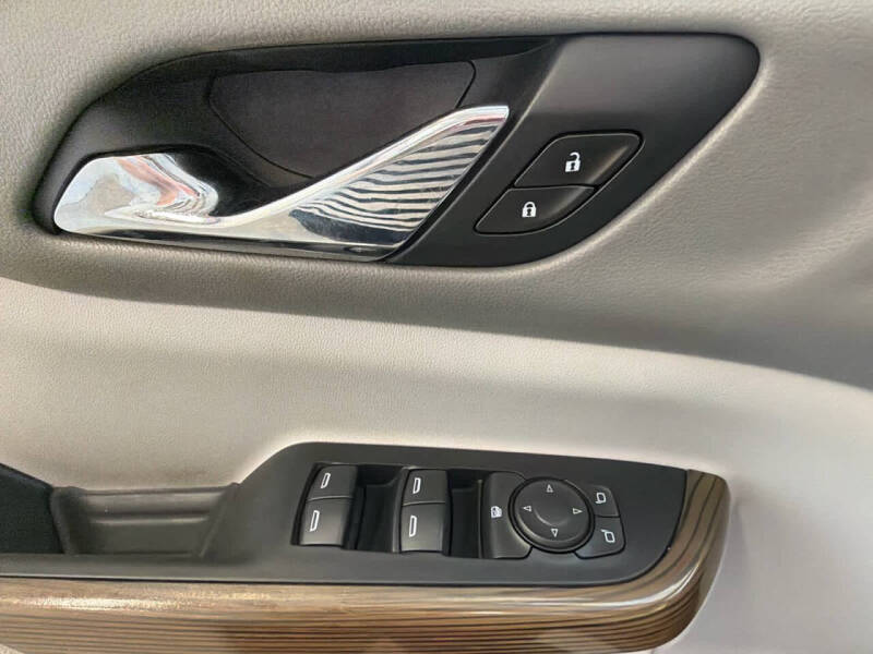 2017 GMC Acadia SLE-2