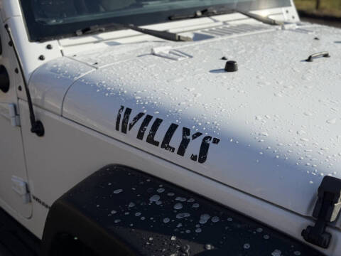 2017 Jeep Wrangler Willys Wheeler W