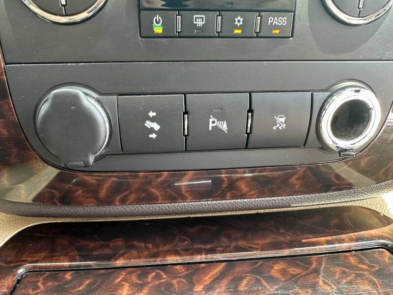 2011 GMC Yukon XL Denali