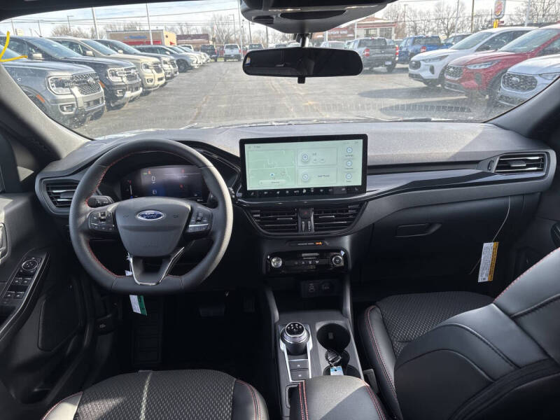2026 Ford Escape Hybrid ST-Line Select