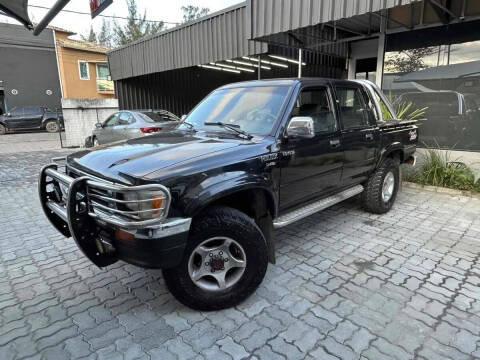 2000 Toyota Hilux