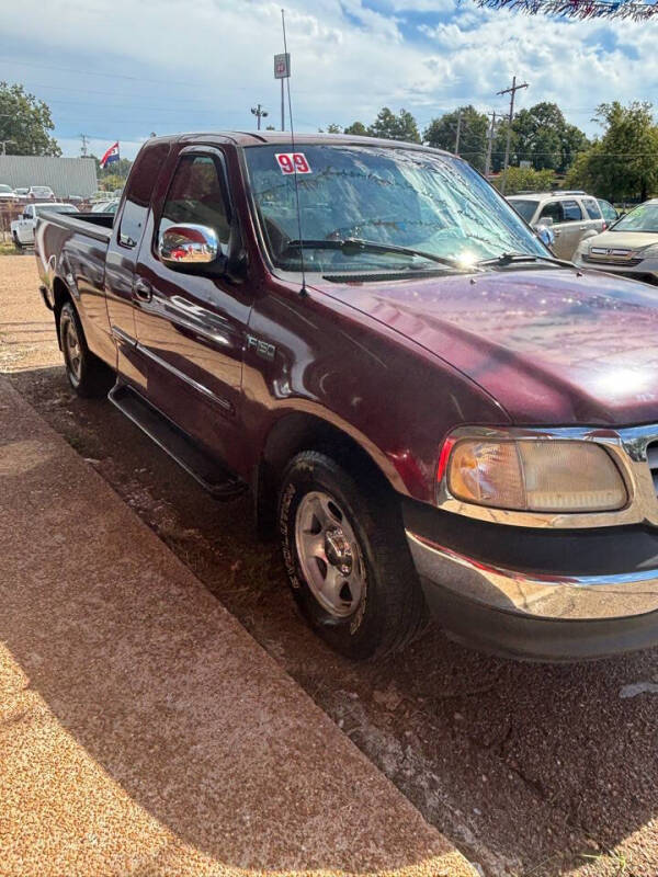 1999 Ford F-150 XLT