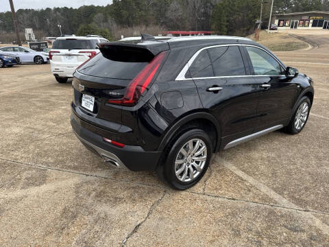 2023 Cadillac XT4 Premium Luxury