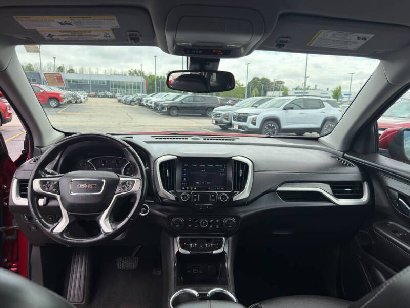 2022 GMC Terrain SLT