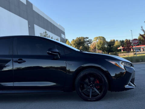 2020 Toyota Corolla Hatchback SE