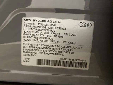 2024 Audi Q4 e-tron quattro Premium 55