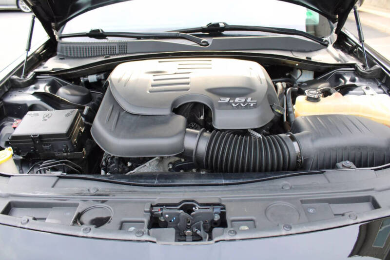 2018 Chrysler 300 Limited