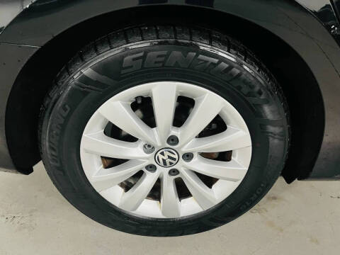 2013 Volkswagen Passat