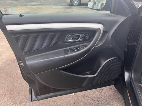 2013 Ford Taurus SEL