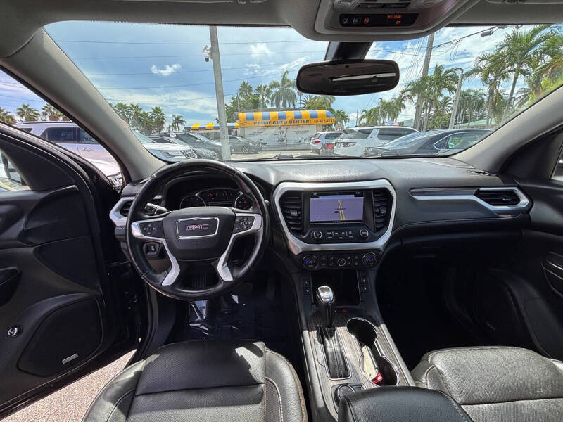 2017 GMC Acadia SLT-1