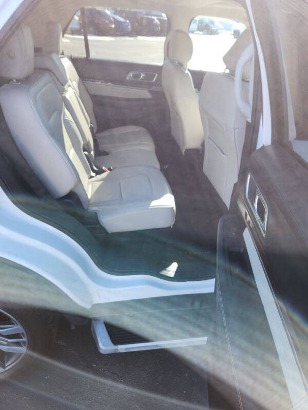 2016 Ford Explorer Platinum