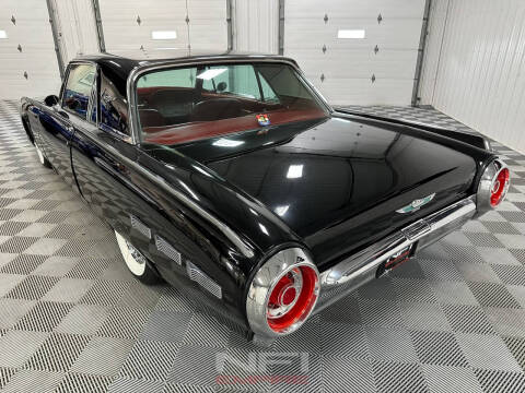1962 Ford Thunderbird