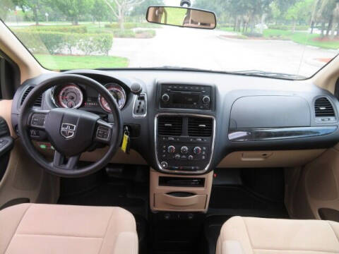 2013 Dodge Grand Caravan SE