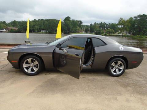 2016 Dodge Challenger SXT